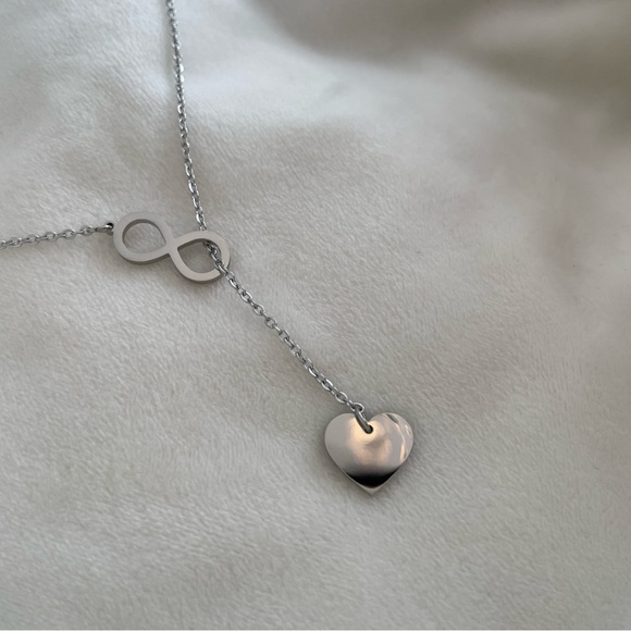 Forever Heart Stainless Steel Necklace in Gold or Silver - Picture 4 of 5